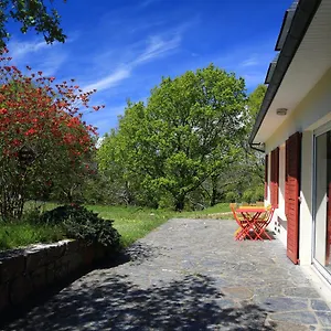 Aux Arbres Chanteurs Bed & Breakfast Ploulech