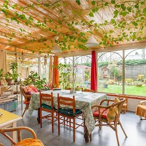 2 Pres De L'aeroport Et Du Meett Bed & Breakfast Blagnac
